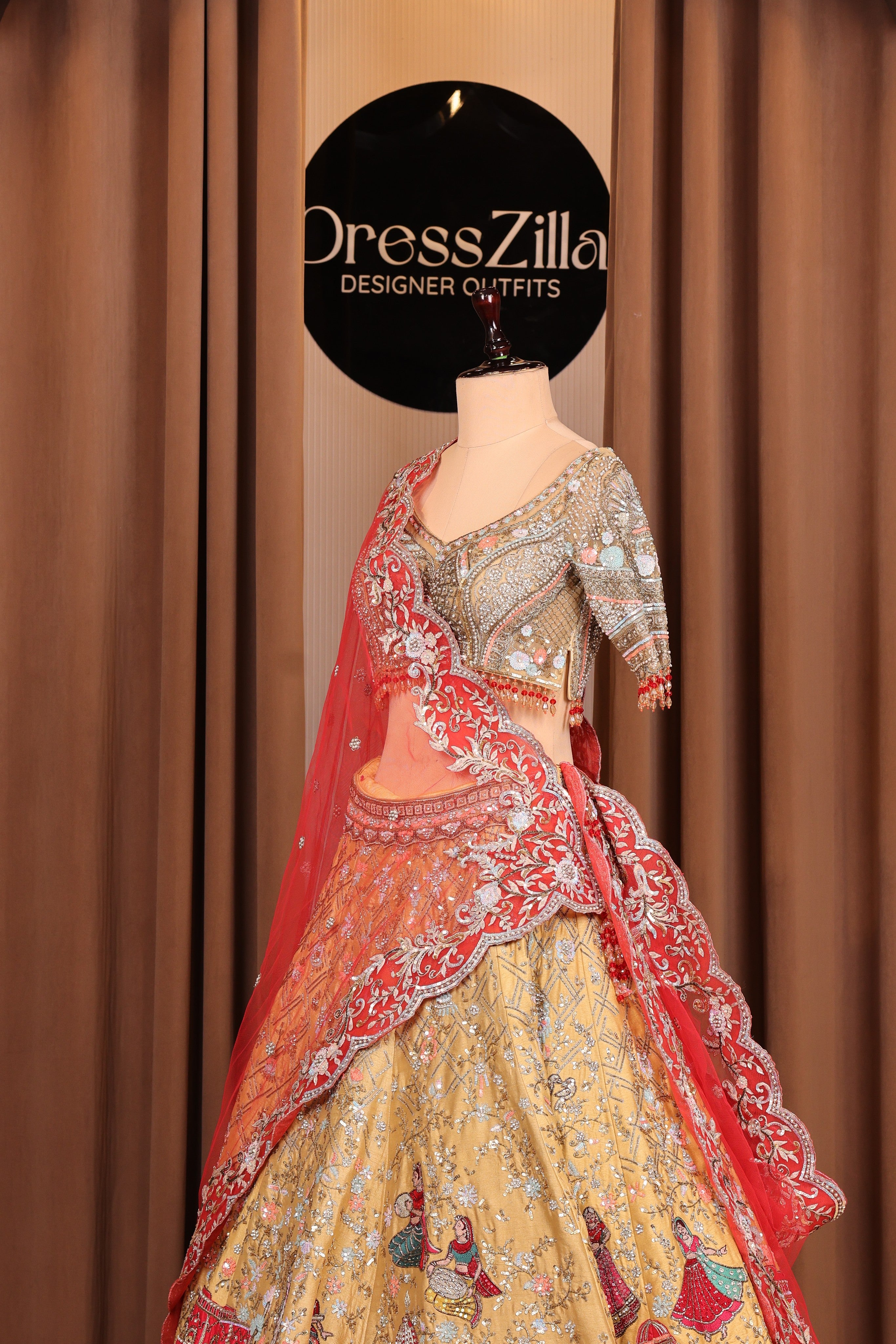 Gulnaar Bloom Lehenga