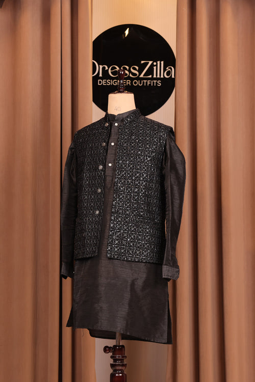 black golden koti set