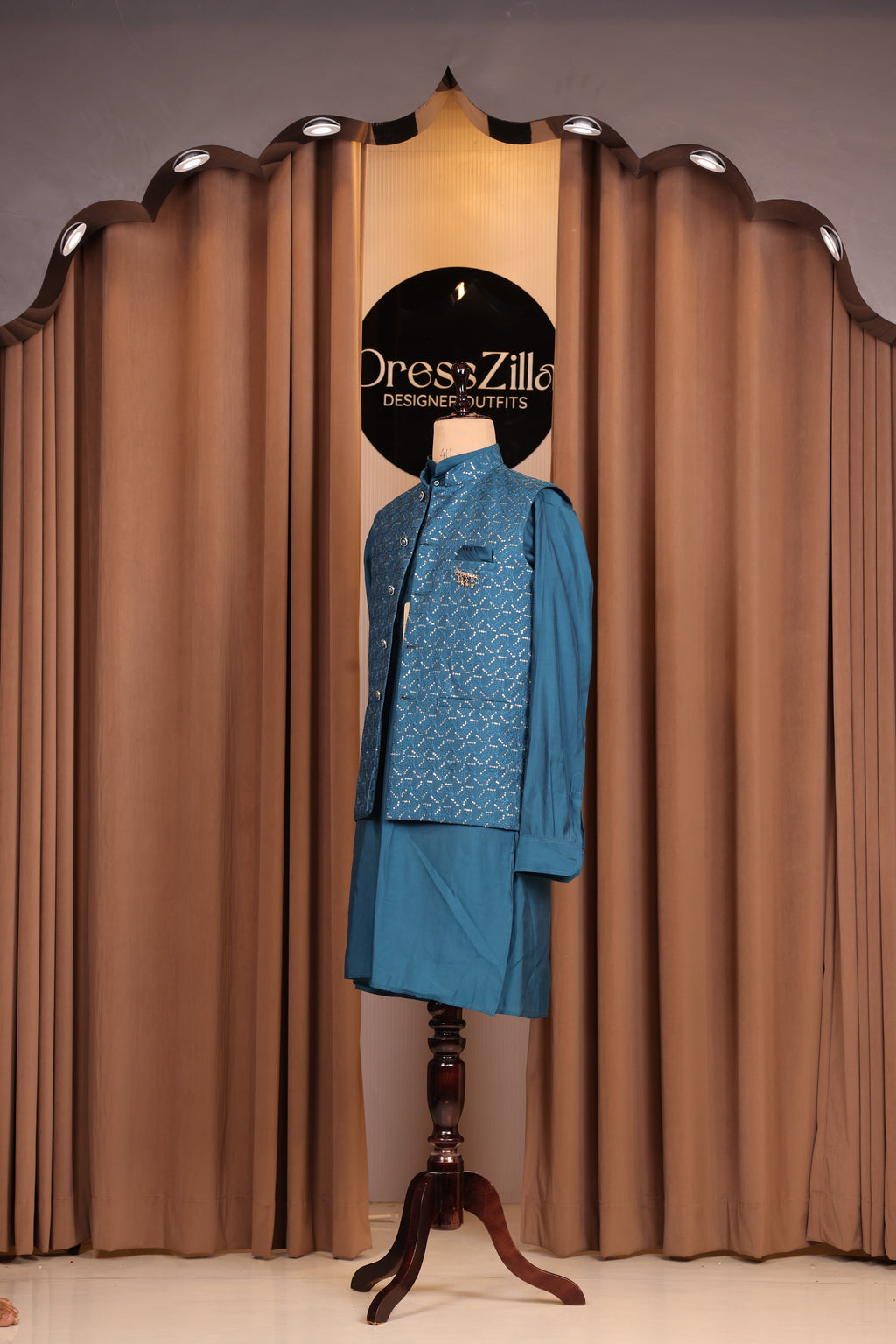 tale green koti set
