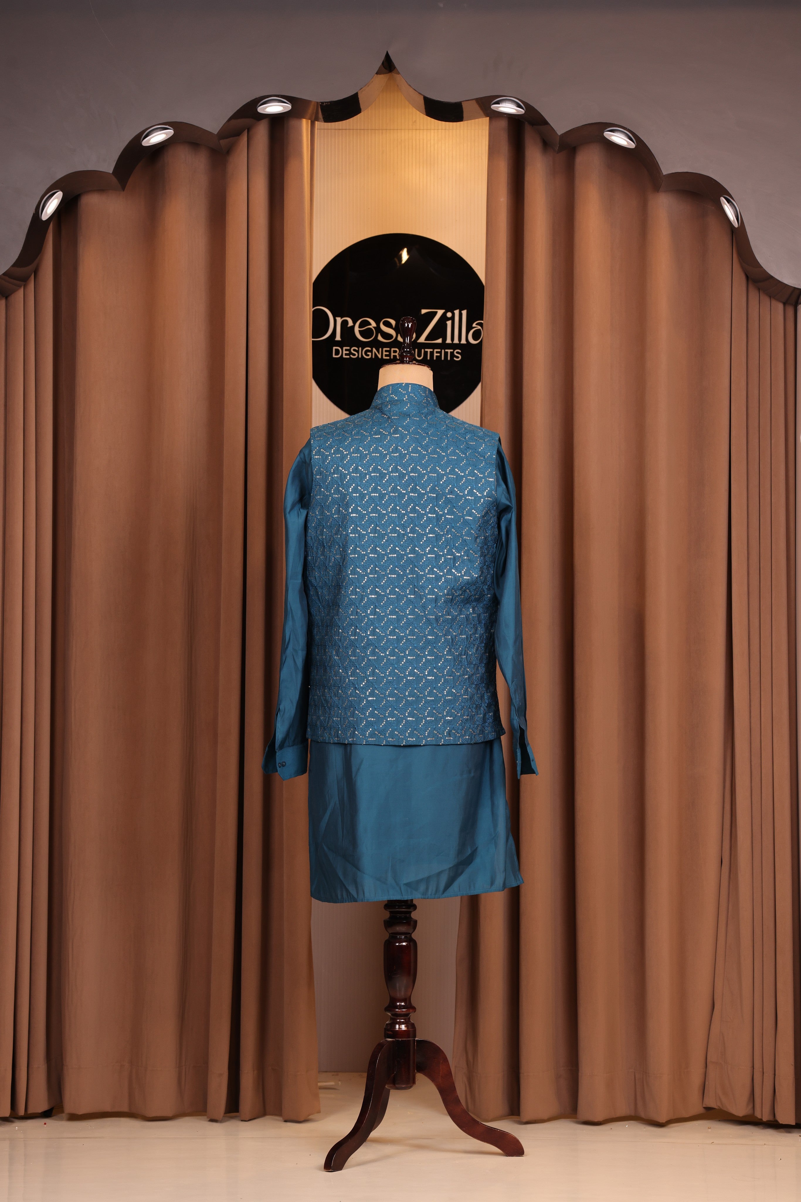 tale green koti set