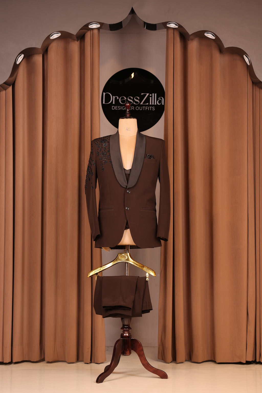 BROWN SAMEER TUXEDO