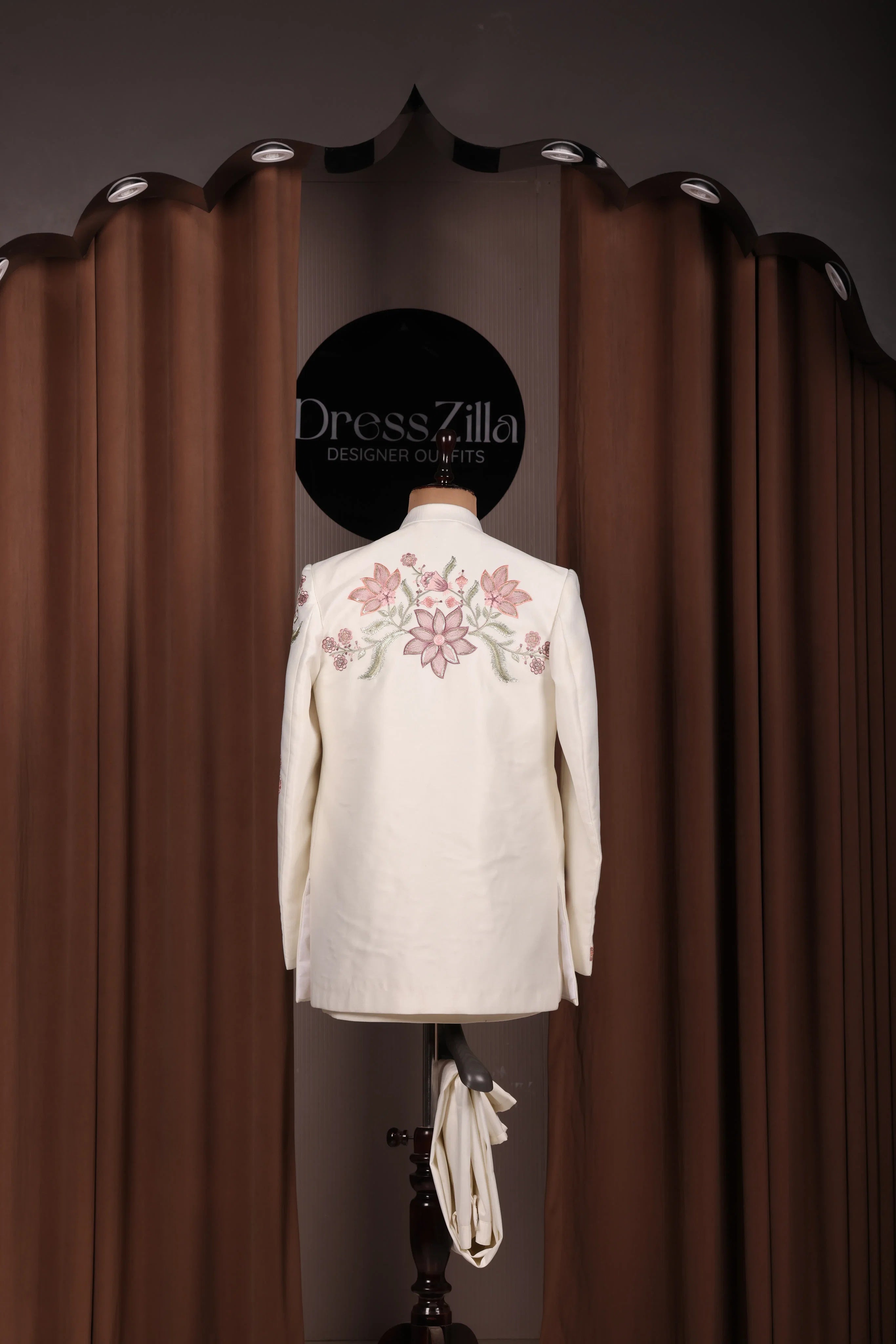 WHITE FLORAL JODHPURI