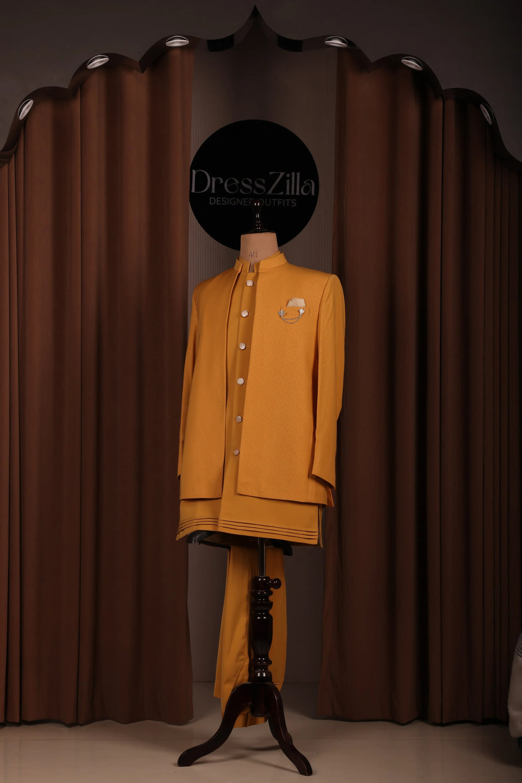 YELLOW ACHKAN