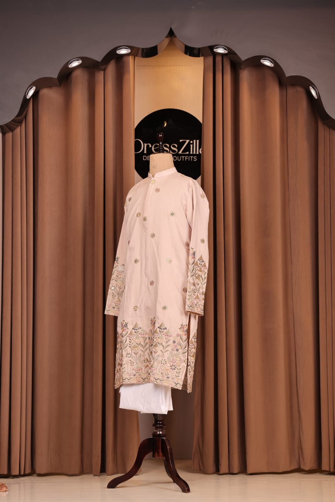 BEIGE THREADWORK KURTA