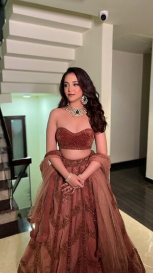 Meher-e-Gulaab Lehenga