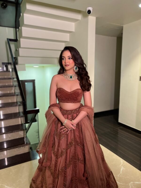 Meher-e-Gulaab Lehenga
