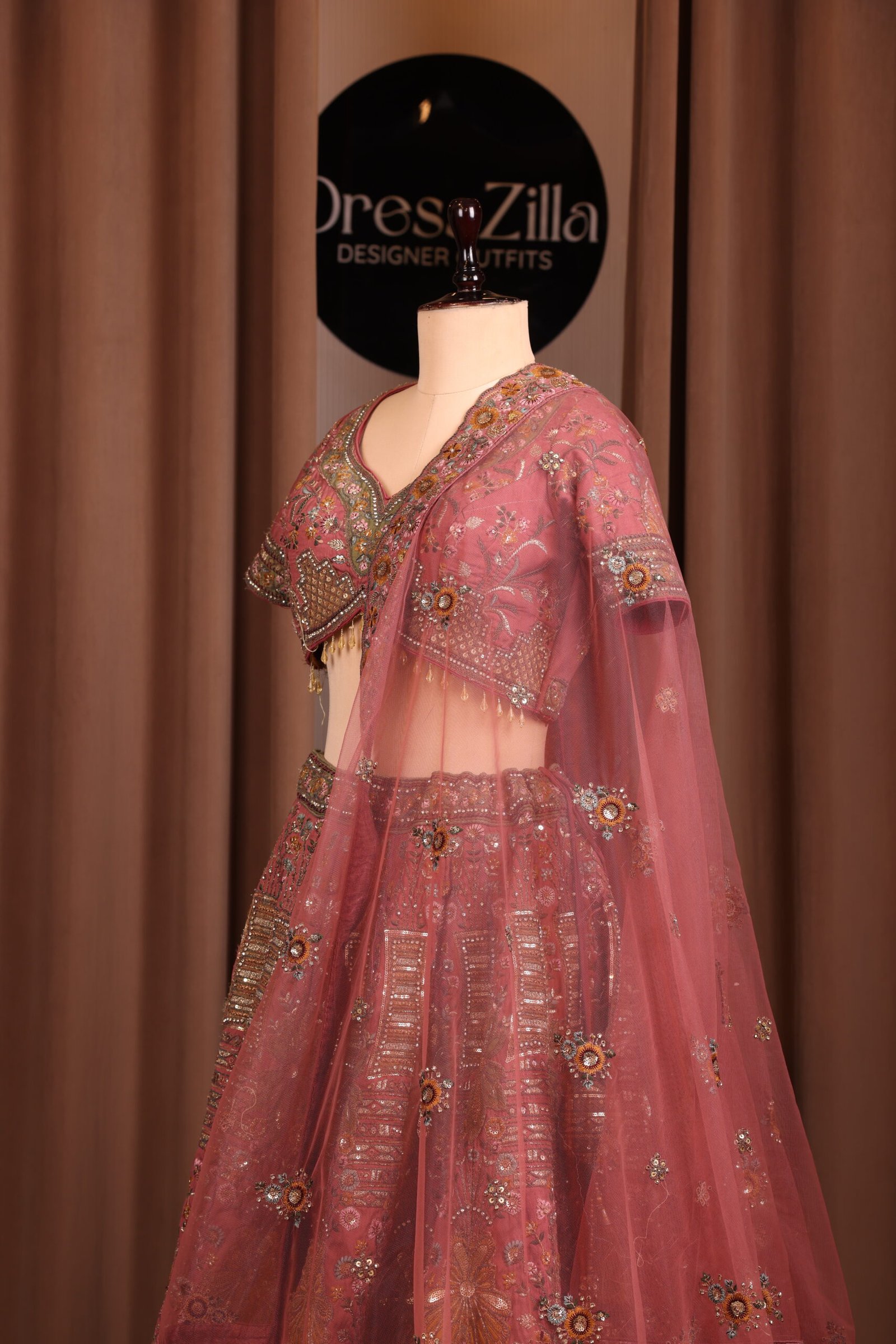 ONION PINK BRIDAL LEHNGA - Image 3