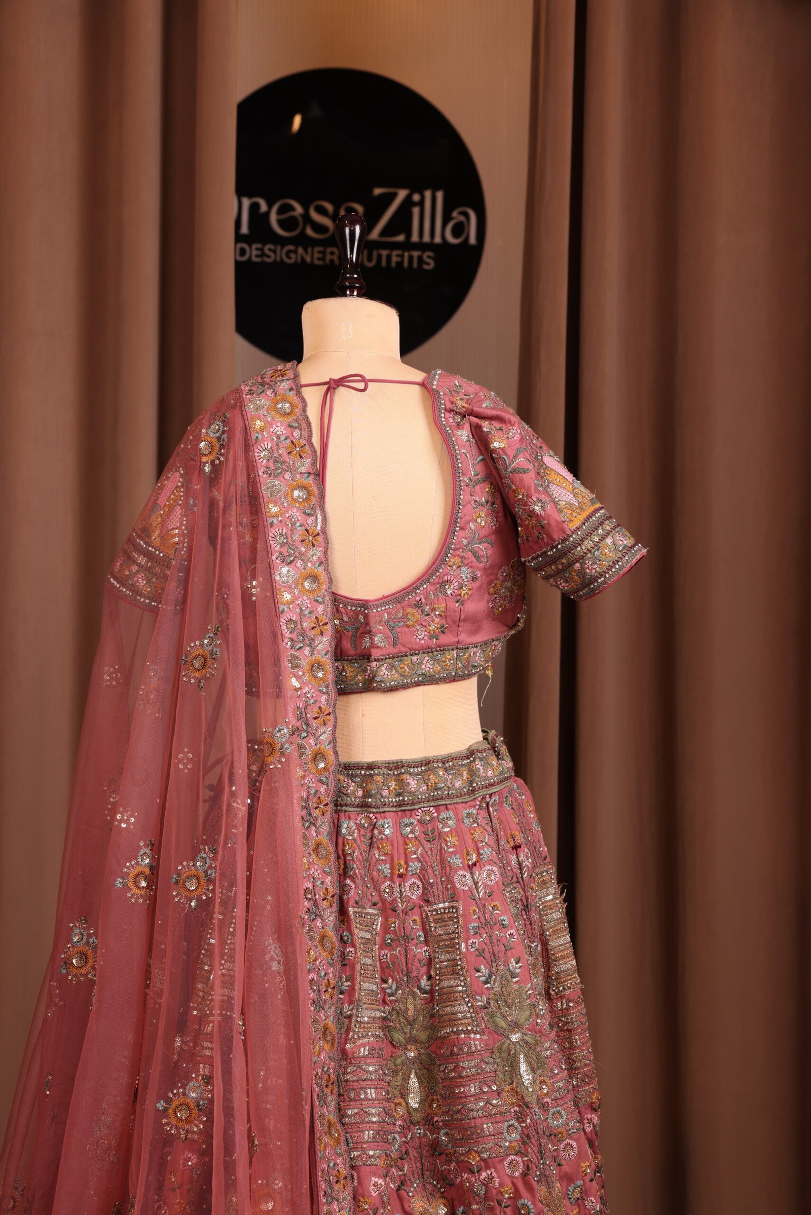 ONION PINK BRIDAL LEHNGA - Image 2
