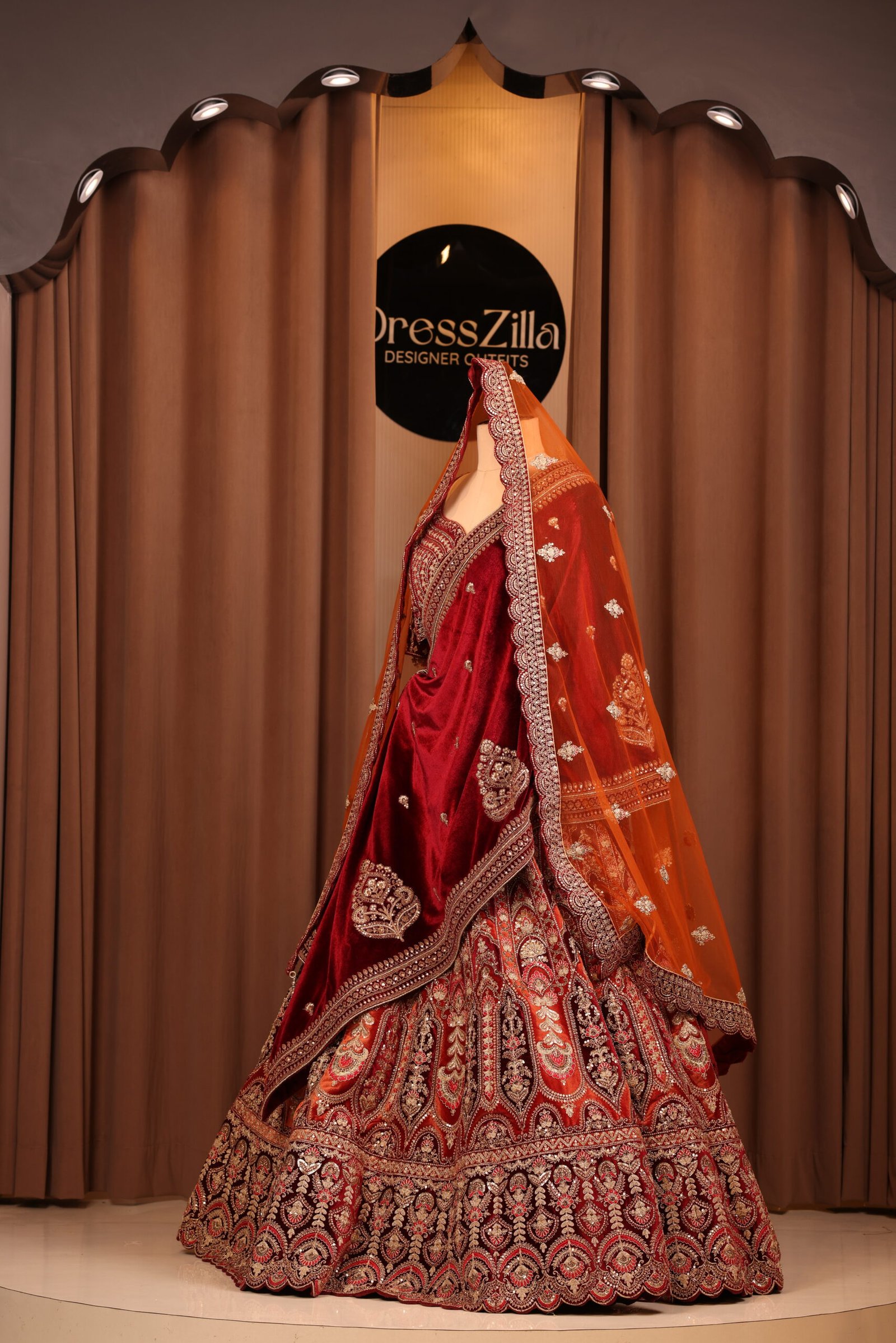 ORANGE MEHROON VELVET BRIDAL LEHNGA - Image 3